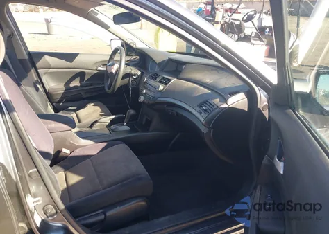 2008 Honda Accord 2.4 Lx-P z USA, uszkodzony, nr VIN JHMCP26408C039727